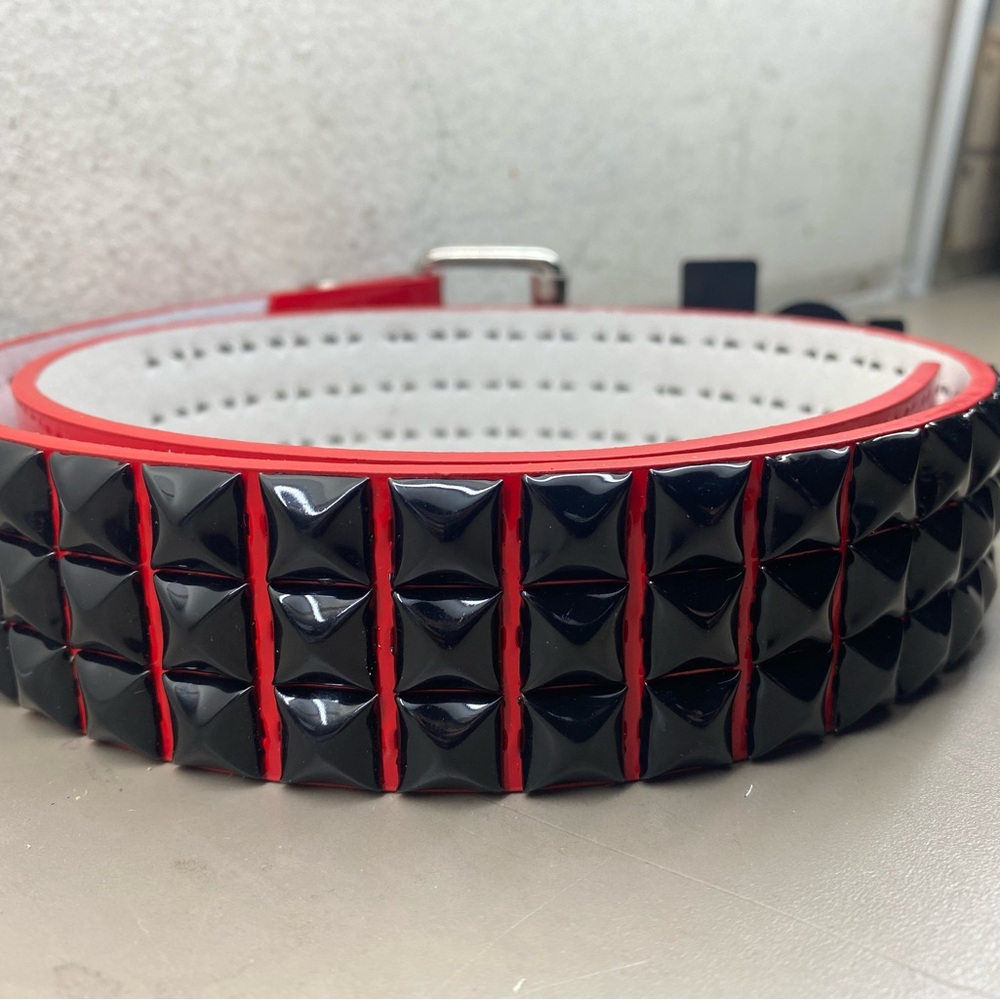 New w/ Tags Unisex Hot Topic Red Black Stud Rocker Biker Belt Sizes S or M